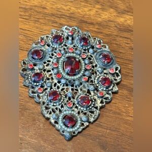 Vintage RUBY New England Glassworks
Dress Clip